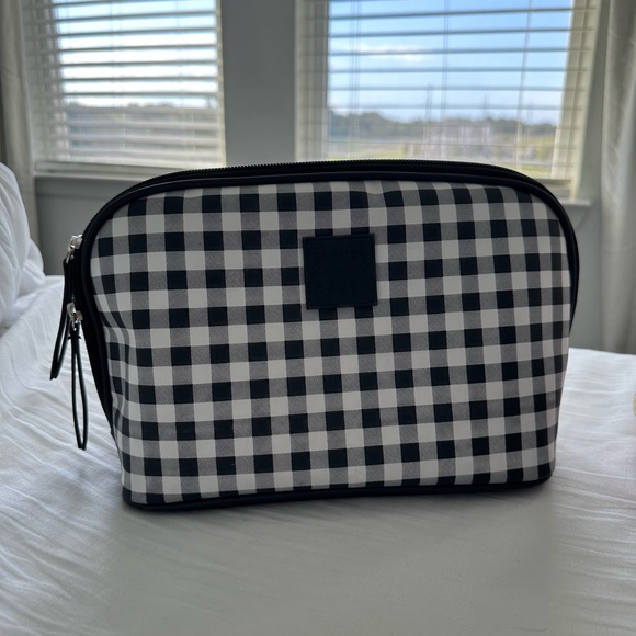 Tender Love + Carry Cosmetic Bag - Picture 4 of 5